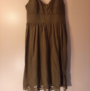 Olive Green Dress, size 9 (Juniors)
